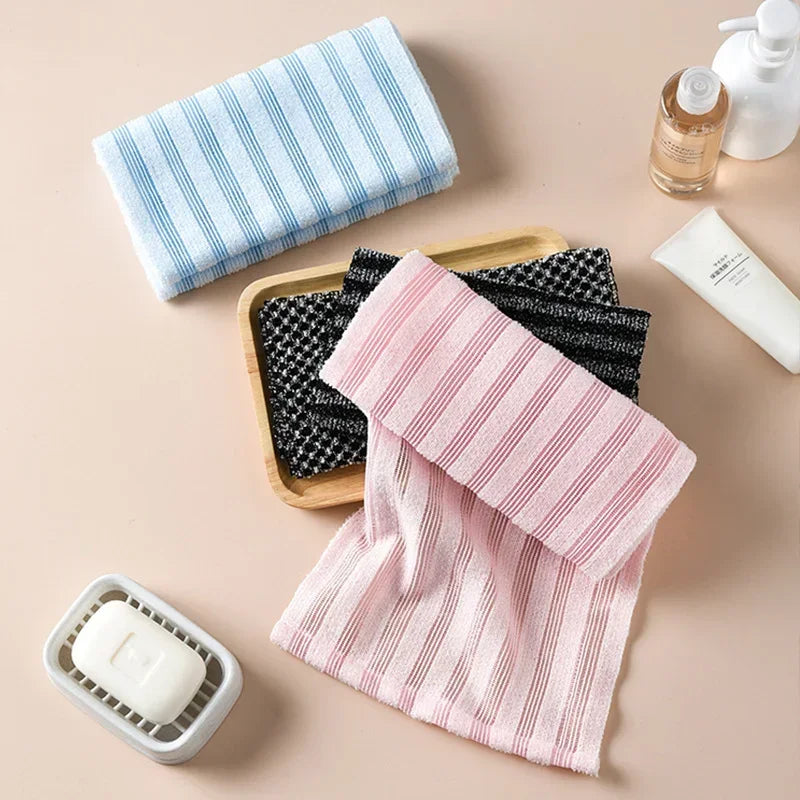 đ Zenventra FlexScrub⢠Exfoliating Back Scrubber Towel